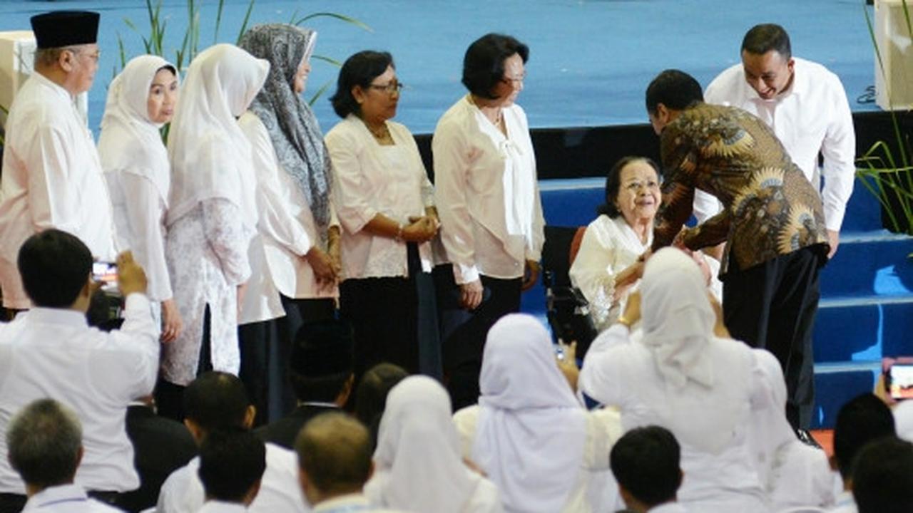 Presiden Jokowi hadiri peringatan Hari Guru Nasional 2015