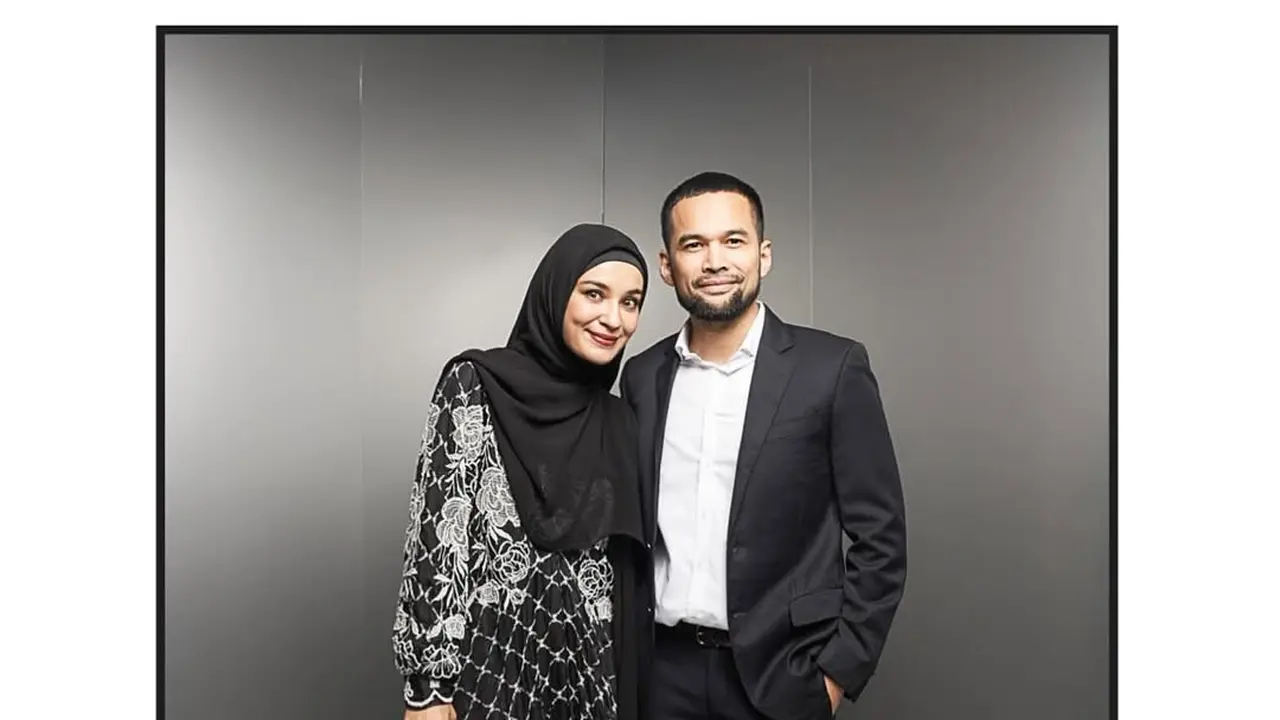 Gaya Elegan Shireen Sungkar dan Teuku Wisnu di Resepsi Kedua Luna & Maxime, Serasi dalam Balutan Hitam Klasik