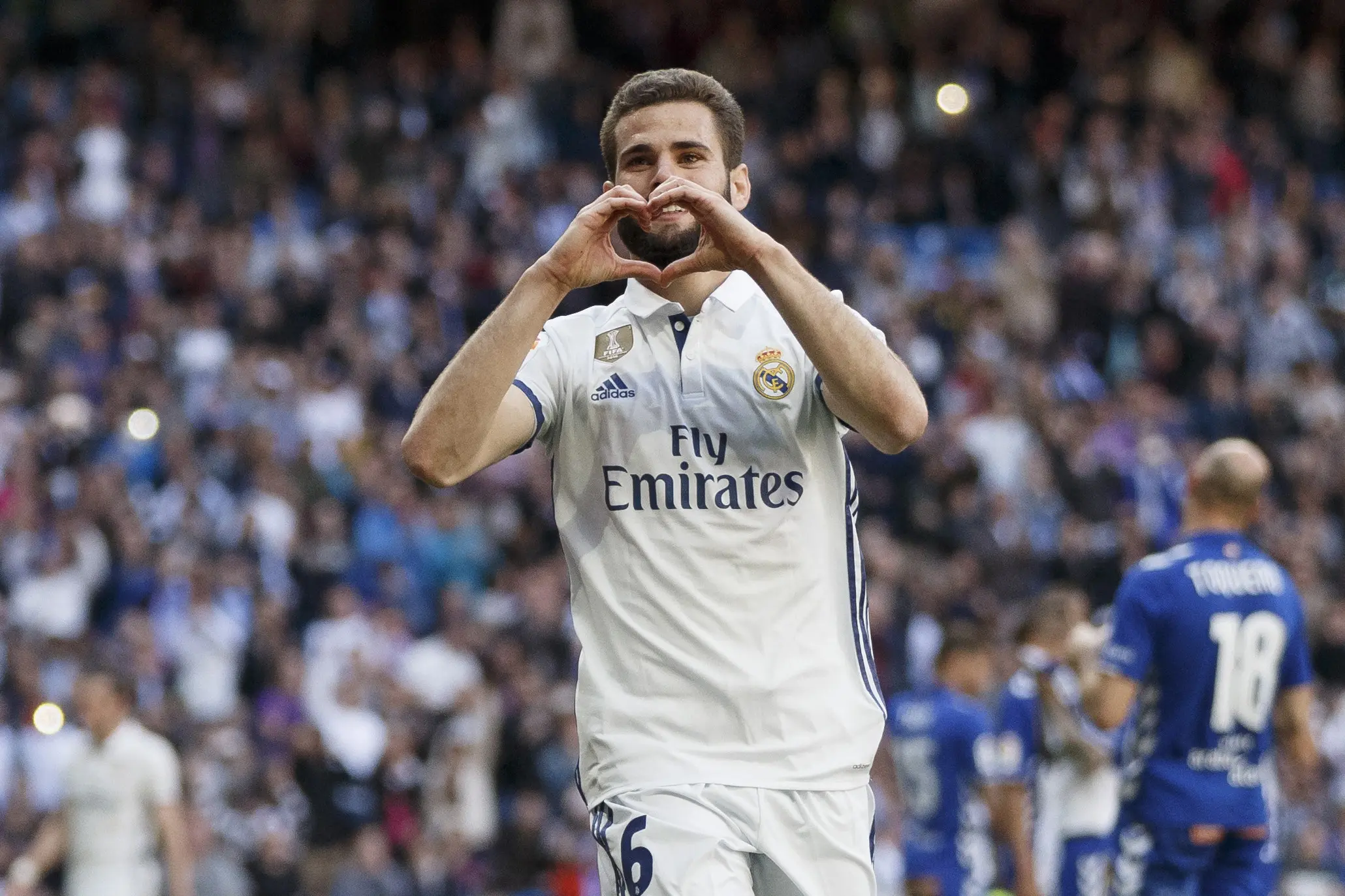 Bek Real Madrid Nacho Fernandez (AP Photo/Daniel Ochoa de Olza)