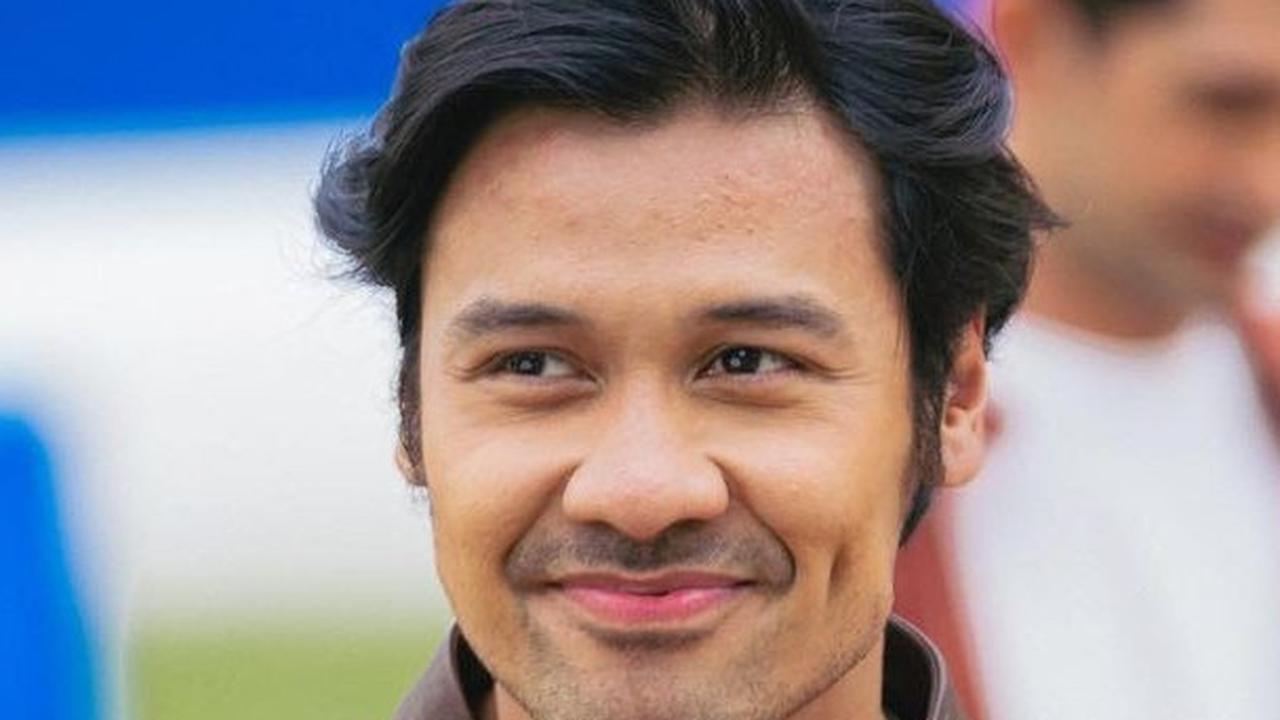 6.&nbsp;Chicco Jerikho: Kesempurnaan Keluarga dalam Setiap Perjalanan