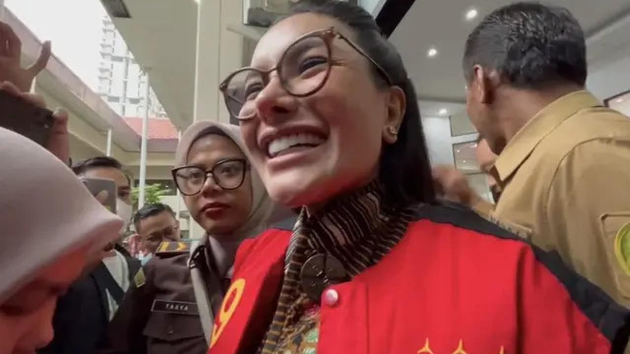 Nikita Mirzani Respons Vadel Badjideh Divonis 9 Tahun Penjara dan Denda Rp1 Miliar, Ngaku Tak Puas!