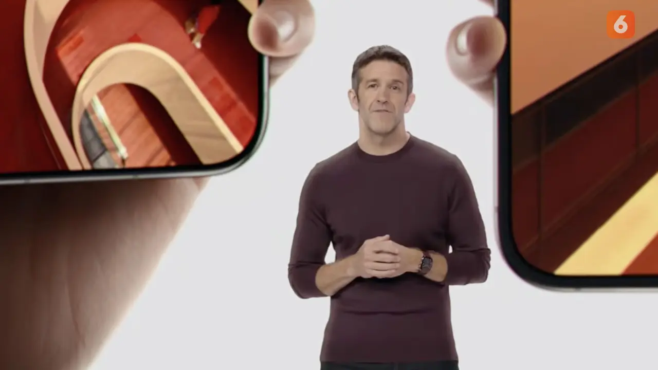 CEO Apple John Ternus meluncurkan iPhone Duo. Liputan6.com/Iskandar
