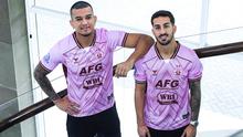 Dua nama yang didatangkan adalah Ernesto Gomez dan Rodrigo Dias. Keduanya diplot sebagai solusi atas persoalan lini depan Macan Putih yang dinilai belum cukup tajam hingga pekan ke-18 kompetisi. (Bola.com/Gatot Sumitro)