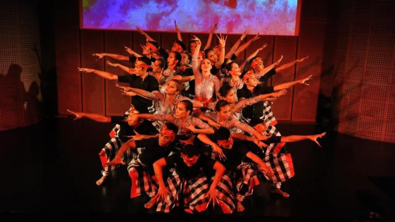Memukau Penonton, Pentas Kreasi Tari Eki Dance Company