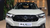 Suzuki New XL7 Hybrid Alpha Kuro Meluncur, Apa Saja Ubahannya?