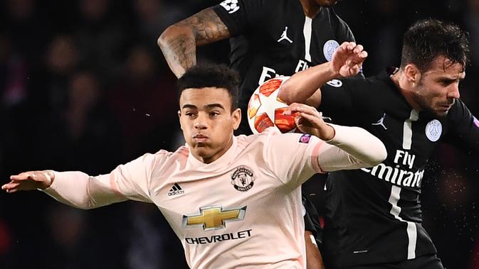 Pemain muda Manchester United, Mason Greenwood (Machester United) - Pemain berusia 17 tahun yang berposisi sebagai penyerang. (Photo by Franck Fife / AFP)
