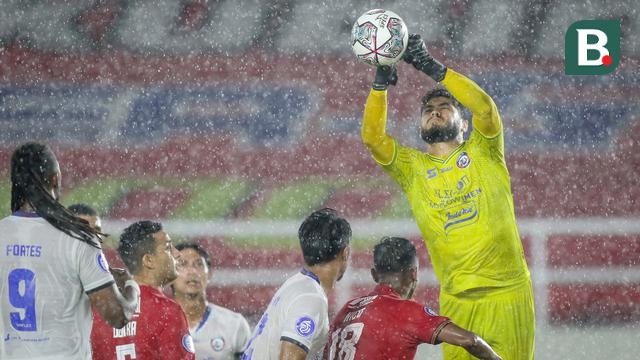 Foto: Telan Kekalahan Perdana, Persija Jakarta Ditumbangkan 10 Pemain Arema FC di BRI Liga 1