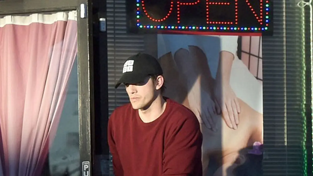 Ashton Kutcher