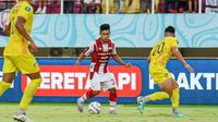 Wonderkid Persis Solo, Althaf Indie, menampilkan performa ciamik dengan menyumbang satu gol satu assist saat menghadapi Persik Kediri di Stadion Manahan, Solo, Sabtu (24/2/2023). (Bola.com/Radifa Arsa)&nbsp;&nbsp;&nbsp;