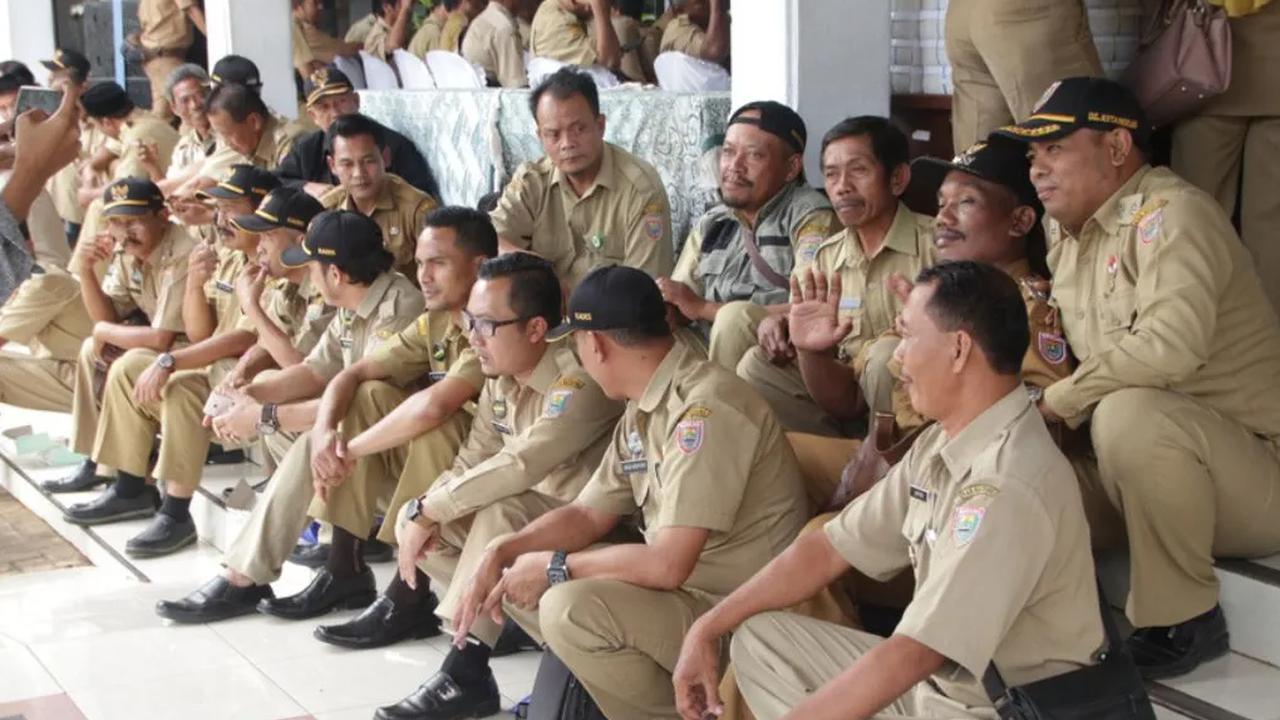 Setiap grading akan dibagi menjadi beberapa step dengan nilai rupiah yang berbeda.