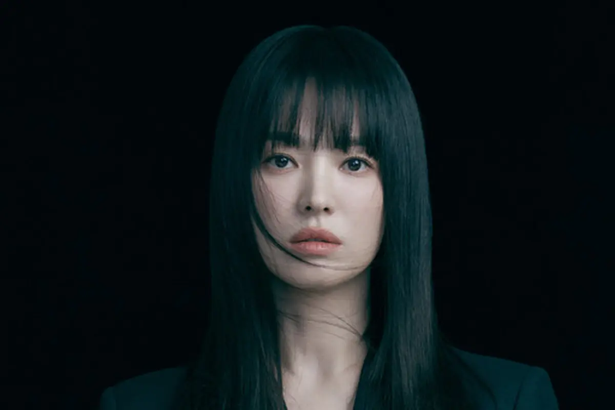 Song Hye Kyo dalam Glam Photo The Glory. (Kim Heejun/Netflix)