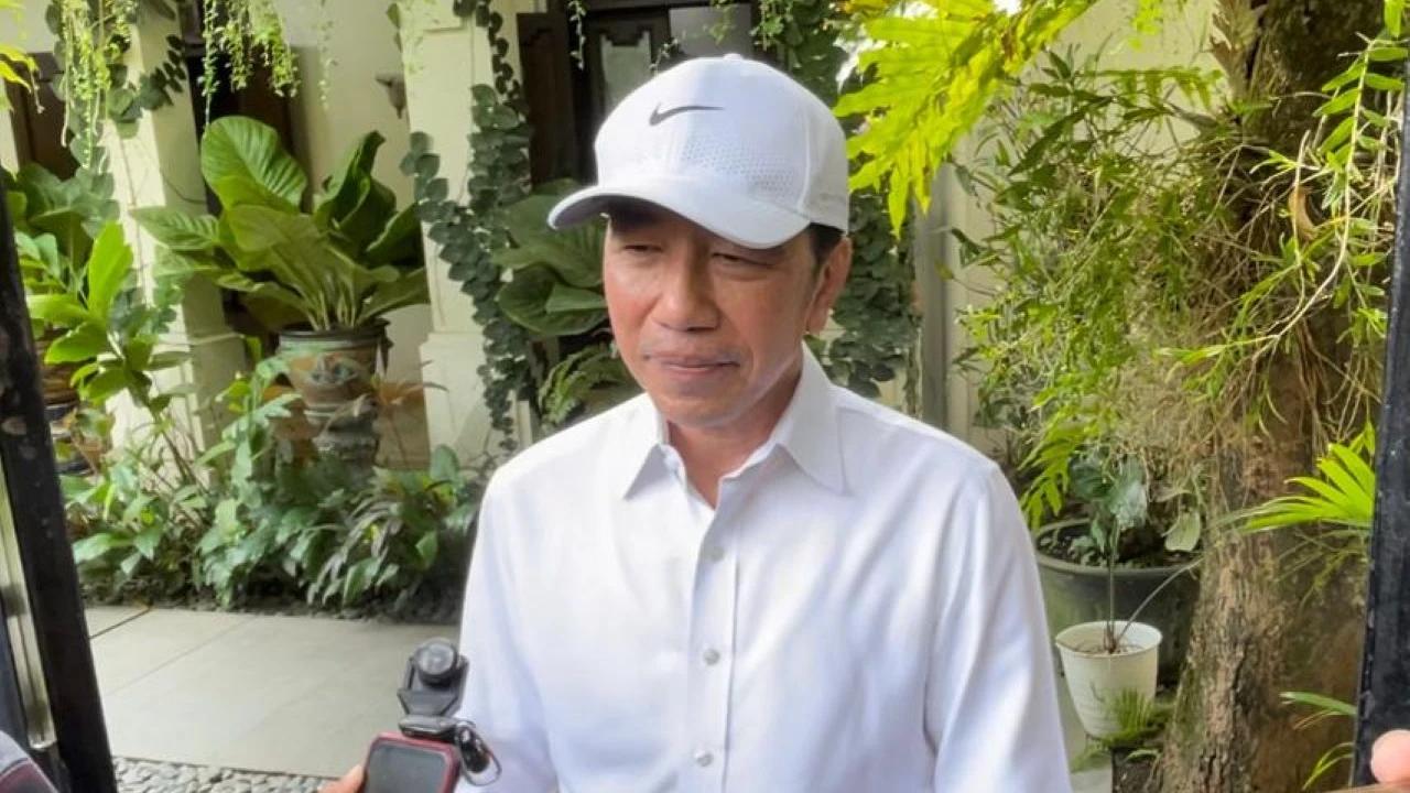 Namanya Disebut Nadiem saat Pembacaan Pledoi, Jokowi Bilang "Dia Orang Baik"