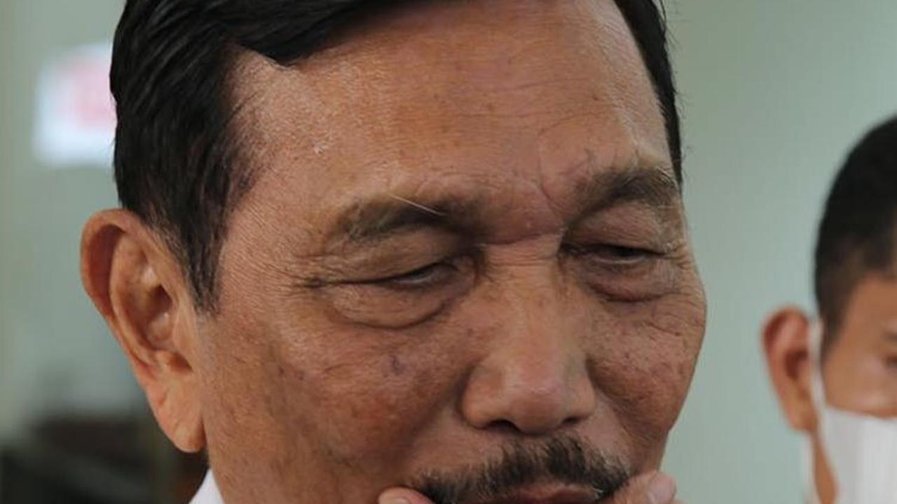 Lapor Presiden! Luhut Tak Ingin Warga Bakar Sampah Sembarangan Bikin Orang Sakit Kanker