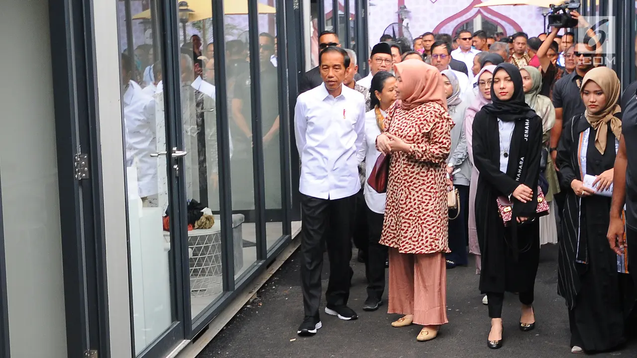 Jokowi Resmikan Halal Park di Senayan