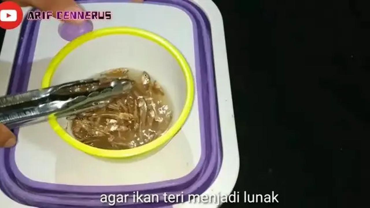 Cara Menggoreng Ikan Teri Agar Renyah dan Tidak Alot Tanpa Tepung