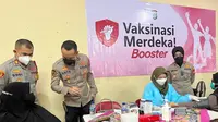 Polda Metro Jaya bersama Tim Relawan SiapBergerak, menggelar Vaksinasi Merdeka (VM) Booster dari tanggal 25 hingga 31 Maret.(Kredit foto: Tim Humas Polri)