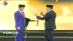 Jokowi menyatakan pengharagaan ini menjadi tekanan untuk dirinya agar terus bisa membangun Indonesia secara merata.