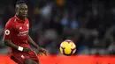 5. Sadio Mane - Kecepatan pemain asal Senegal ini selalu menjadi ancaman bagi lini pertahan lawan. Mane dipastikan akan membuat sektor pertahanan kanan Arsenal kesulitan untuk menjaga pertahan. (AFP/Glyn Kirk)