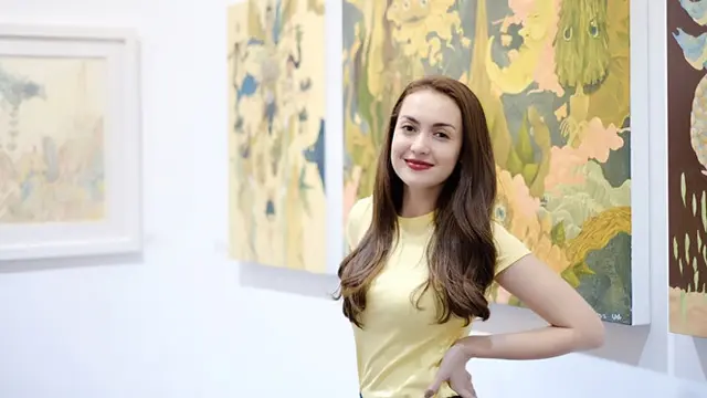 Sudah 9 Tahun Menikah, Ini 6 Potret Romantis Rianti Cartwright dan Suami