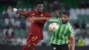 Amadou Diawara. Gelandang bertahan Guinea berusia 24 tahun yang kini memasuki musim ke-3 bersama AS Roma ini telah bermain 8 kali di semua ajang musim ini dengan torehan 1 assist. Bersama Timnas Guinea ia telah tampil mengumpulkan 18 Caps sejak debutnya tahun 2018. (AFP/Cristina Quicler)