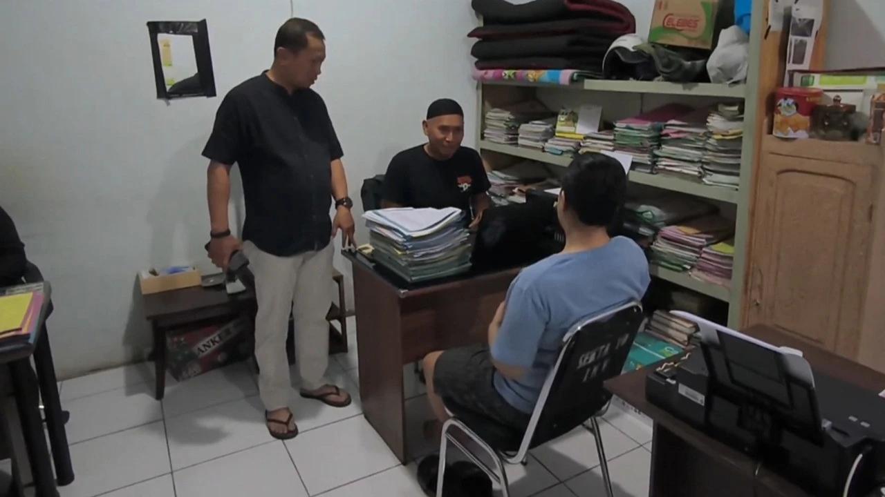 Emosi Ditabrak, Ibu Ini Sabet Mahasiswa Pakai Pisau Dapur hingga Jari Terputus