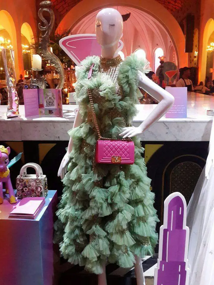 Barang branded yang bisa disewa untuk para pecinta fashion.