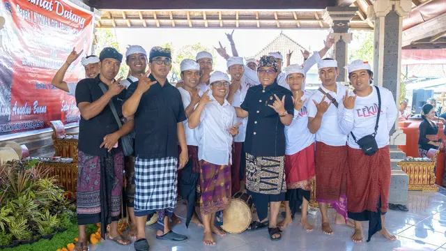 Gelar Program Badung Angelus Buana, Bupati Giri Prasta Gelontorkan Hibah dan BKK ke Klungkung hingga Rp 105, 3 Miliar