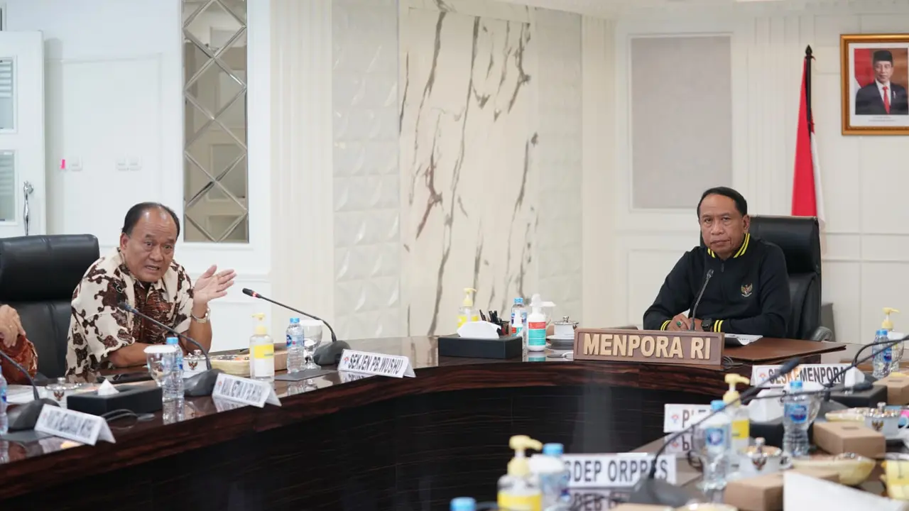 Menteri Pemuda dan Olahraga Republik Indonesia (Menpora RI) Zainudin Amali memimpin rapat koordinasi (rakor) bersama Pengurus Besar   Wushu Indonesia (PB WI) dan panitia penyelenggara (Istimewa)
