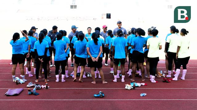 Foto: Menyongsong Piala Asia Wanita 2022, Timnas Wanita Indonesia Giatkan Latihan