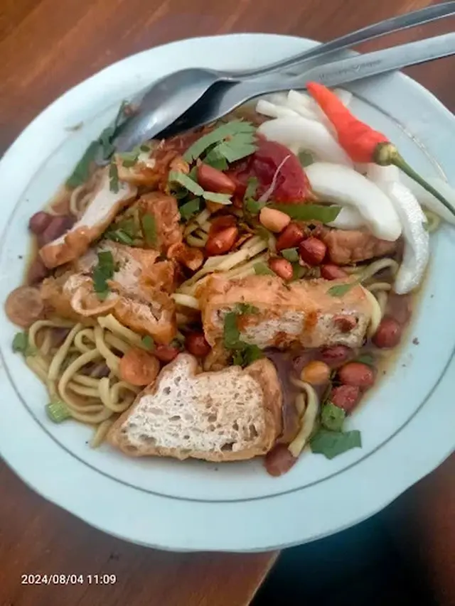 Warung Bakmi Toprak Bu Marsi