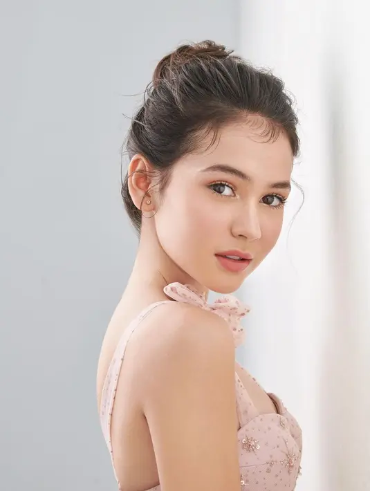 <p>[Instagram/sandrinna_11]</p>