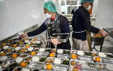 Puluhan Siswa SMKN 11 Semarang Mual Usai Santap Makan Bergizi Gratis, Penyaluran Dihentikan Sementara