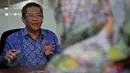 Mantan Direktur Usaha Mikro Kecil dan Menengah (UMKM) PT BRI Tbk,  Djarot Kusumayakti memberikan keterangan pers di kantor Kementerian BUMN, Jakarta, Senin (8/6/2015). Djarot Kusumayakti resmi dilantik sebagai Dirut Bulog. (Liputan6.com/Johan Tallo)