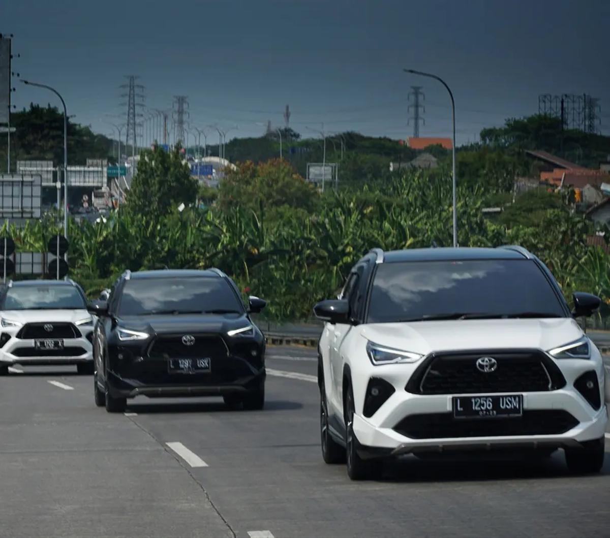Kontribusi mobil hybrid Toyota 11% terhadap total penjualan Toyota, naik signifikan dari periode 2020 – 2022 yang hanya 7.411 unit (1 persen).<br>