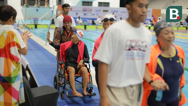Eyang Kartini: Ayo Berenang!