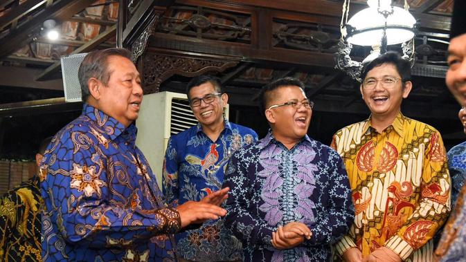 Presiden PKS Sohibul Iman menyambangi kediaman Ketum Partai Demokrat Susilo Bambang Yudhoyono atau SBY. (Dok PKS)