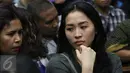 Kembaran Mirna, Made Sandy Salihin mengaku masih terpukul atas kepergian Mirna PN Jakarta Pusat, Rabu (14/9).  Sandy juga terus memantau proses persidangan kasus Mirna dengan terdakwa Jessica Kumala Wongso. (Liputan6.com/Helmi Afandi)