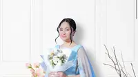 Marshanda posting foto mengenakan gaun berwarna biru muda bak prewedding. (Source: Instagram @marshanda99)
