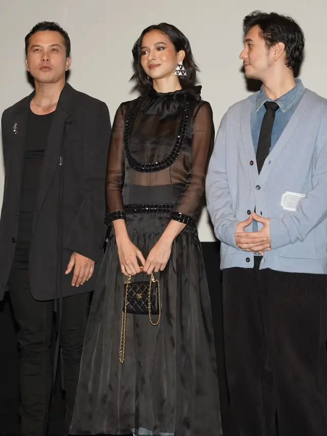 6 Gaya Putri Marino Jadi Human Chanel dengan Dress Semi Transparan di Gala Premiere The Architecture of Love
