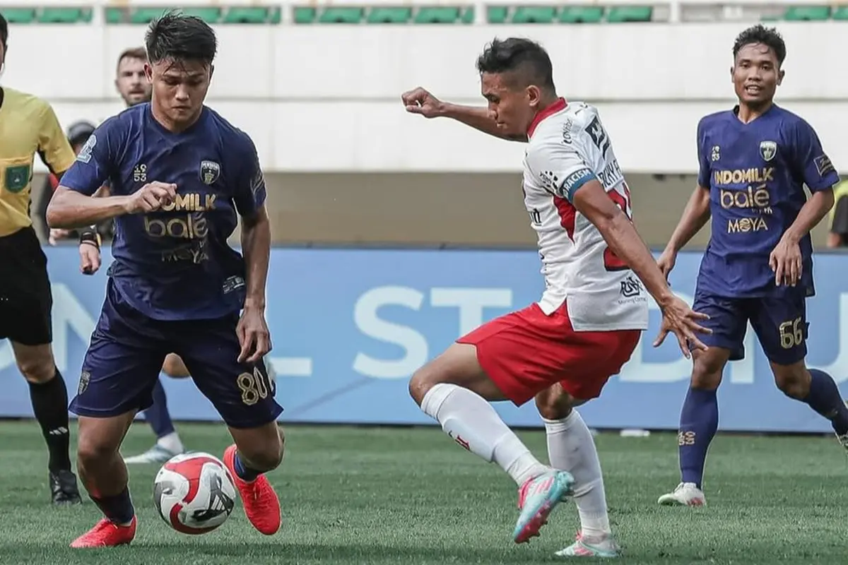 Hokky Caraka dan Ricky Fajrin - Persita Vs Bali United di BRI Super League 2025/2026