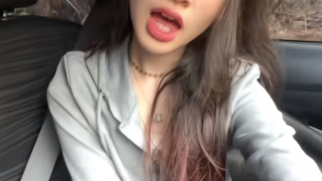 Memiliki Ribuan Pengikut di Instagram dan TikTok