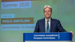 Komisioner Eropa untuk Ekonomi Paolo Gentiloni saat konferensi pers tentang Prakiraan Ekonomi Musim Panas 2020 di Brussel, Belgia, Selasa (7/7/2020). Komisi Eropa memprediksi Ekonomi Eropa akan menghadapi resesi lebih dalam akibat pengendalian COVID-19 yang berkepanjangan. (Xinhua/Uni Eropa)