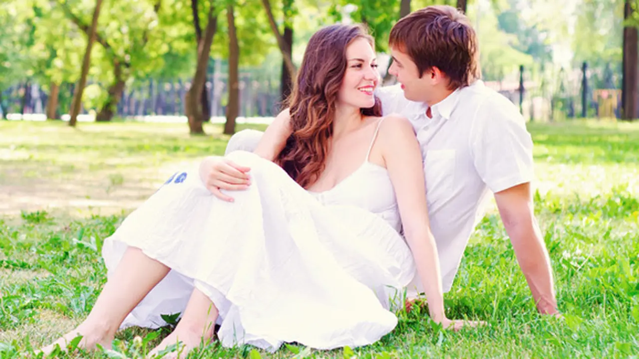 (C) shutterstock