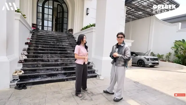 Potret Fasad Depan Rumah Sarwendah (YouTube/AH)
