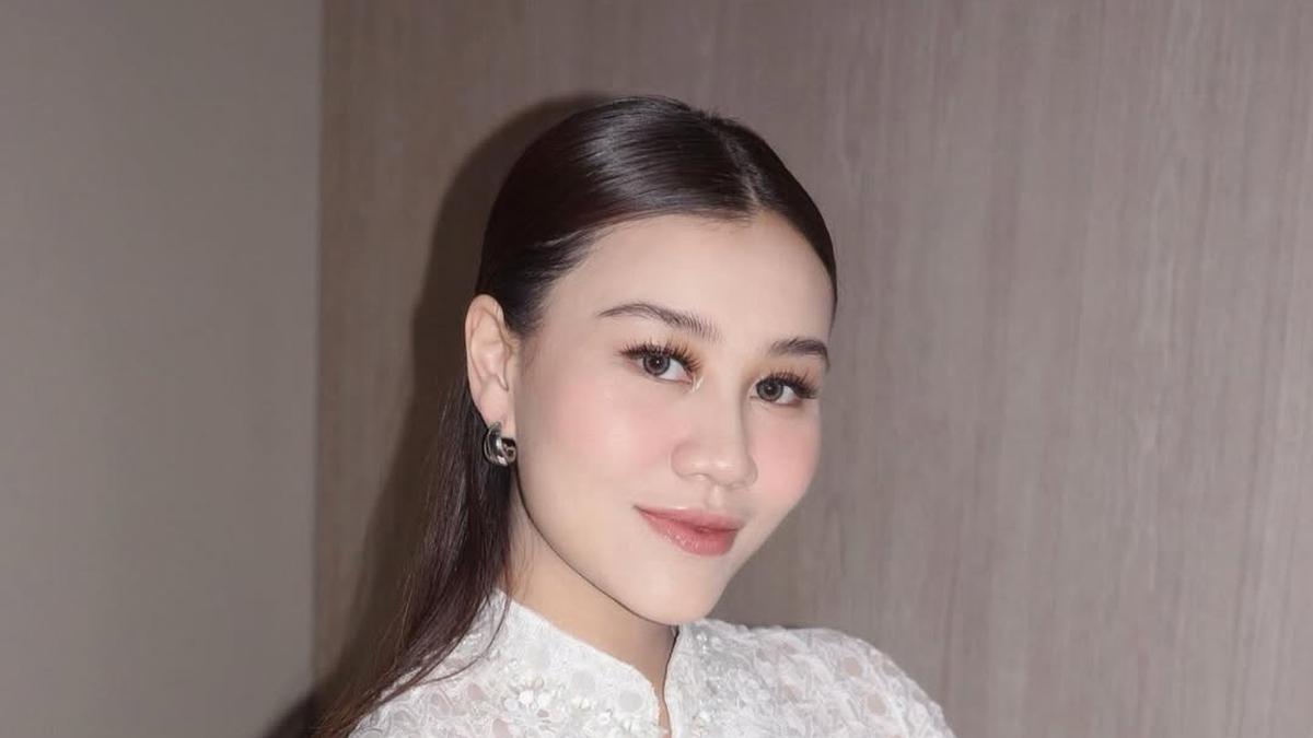 Potret Cantik Aaliyah Massaid Gelar Aqiqah Baby Arash, Pancarkan Aura Keibuan dengan Makeup Flawless