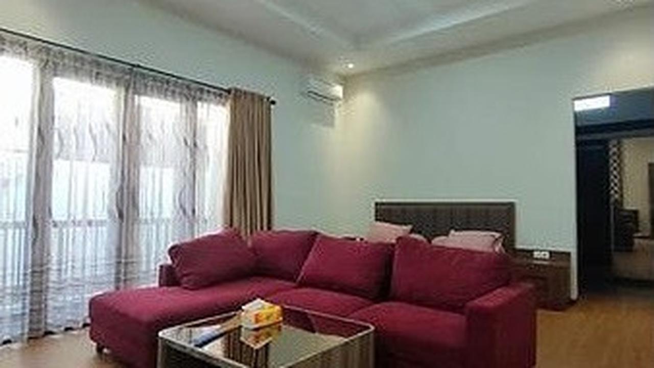 Apa ada yang minat?