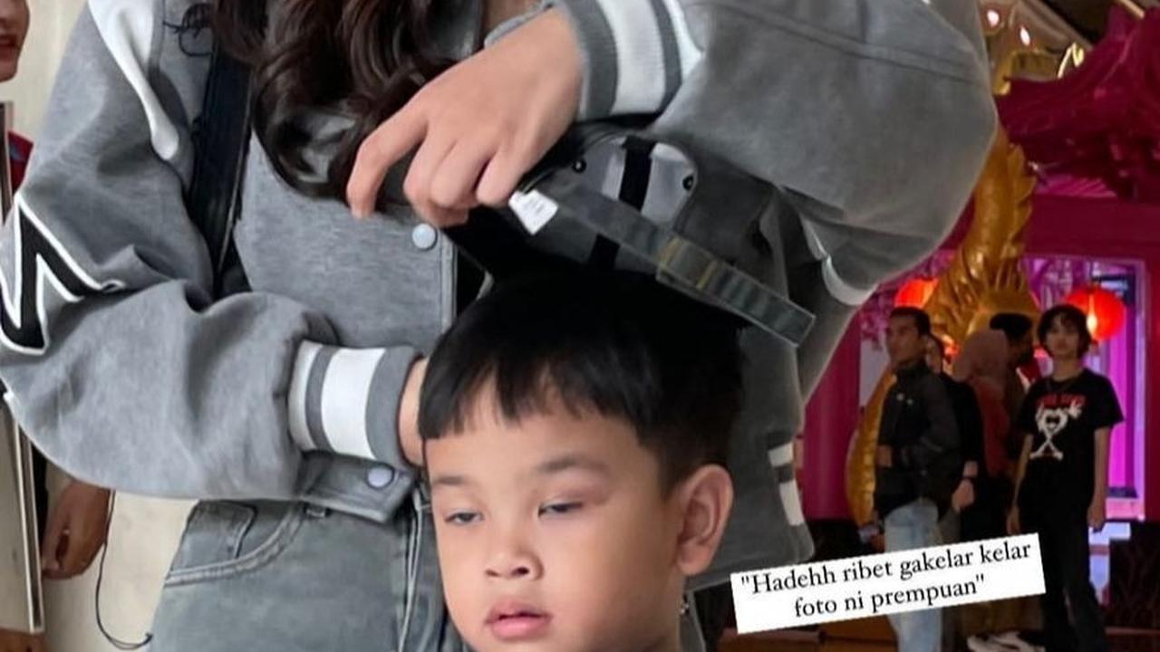 Fuji baru-baru ini membagikan momen seru dan indah saat ia berjalan-jalan dengan Gala Sky. I