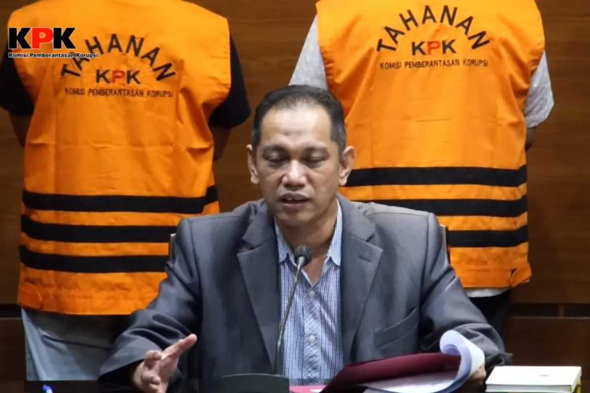 Pimpinan KPK Nuruf Ghufron mengumumkan, penetapan enam tersangka dalam kasus OTT Wali Kota Bandung Yana Mulyana