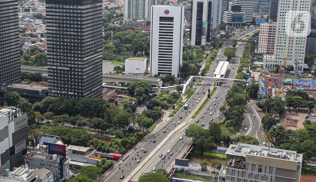 Tiga sumber pendapatan negara adalah pertama, penerimaan perpajakan yang terdiri dari penerimaan pajak serta kepabeanan dan cukai. Kedua, realisasi penerimaan negara bukan pajak (PNBP). Dan yang terakhir adalah realisasi hibah. (Liputan6.com/Angga Yuniar)