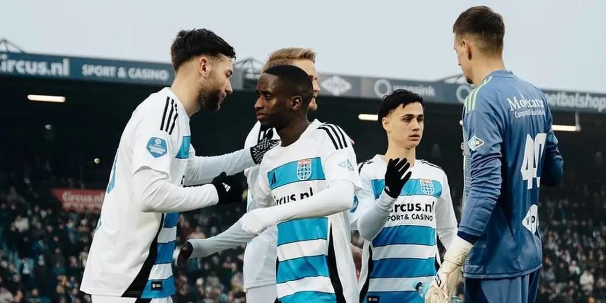 Nasib Kontras Dua Reijnders: Tijjani Bersinar di Man City, Eliano Dikabarkan Merapat ke Persib Bandung